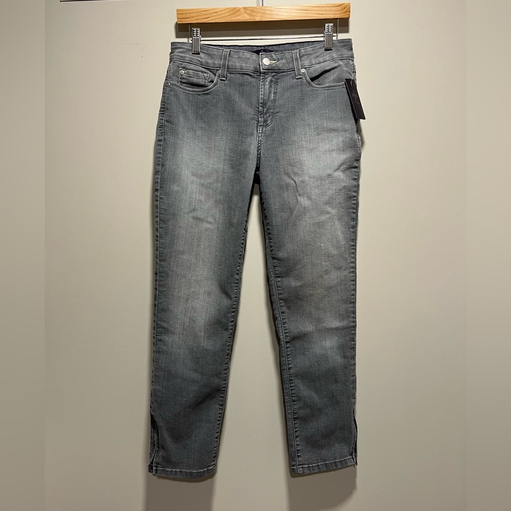 NWT NYDJ Zip Ankle jeans